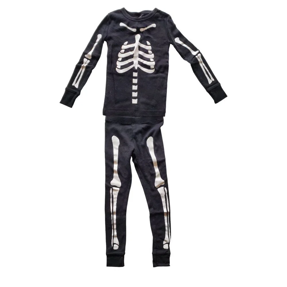 Hyde‎ & Eek Snug Fit Pajamas Kids. Size 4. Skeleton. Halloween. Black. Costume.